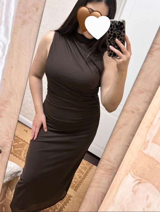 Продам платье коричневого цвета