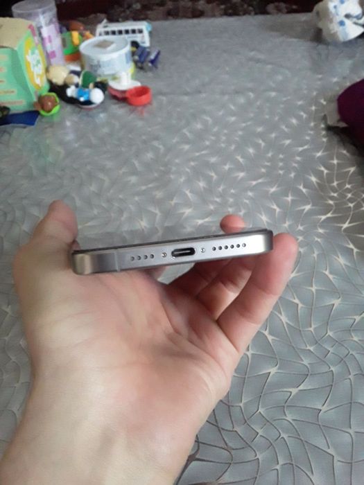 iPhone 15 pro max новый