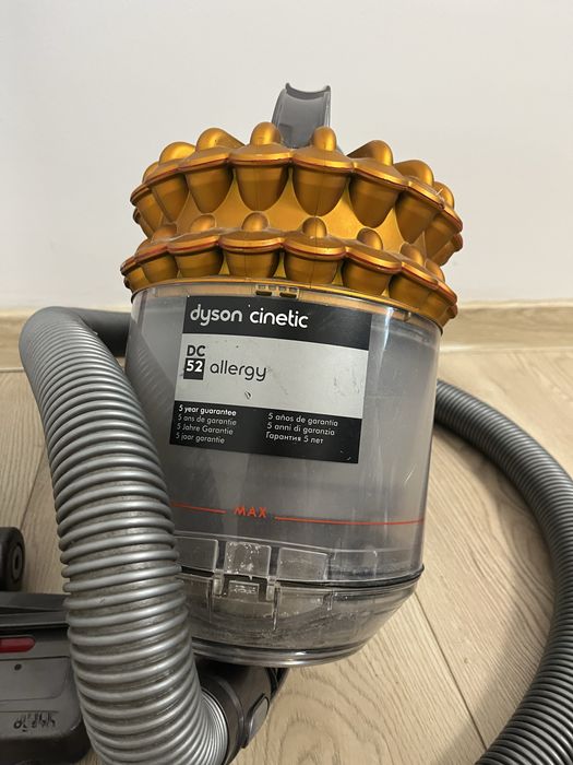 Aspirator Dyson Cinetic DC52 Allergy