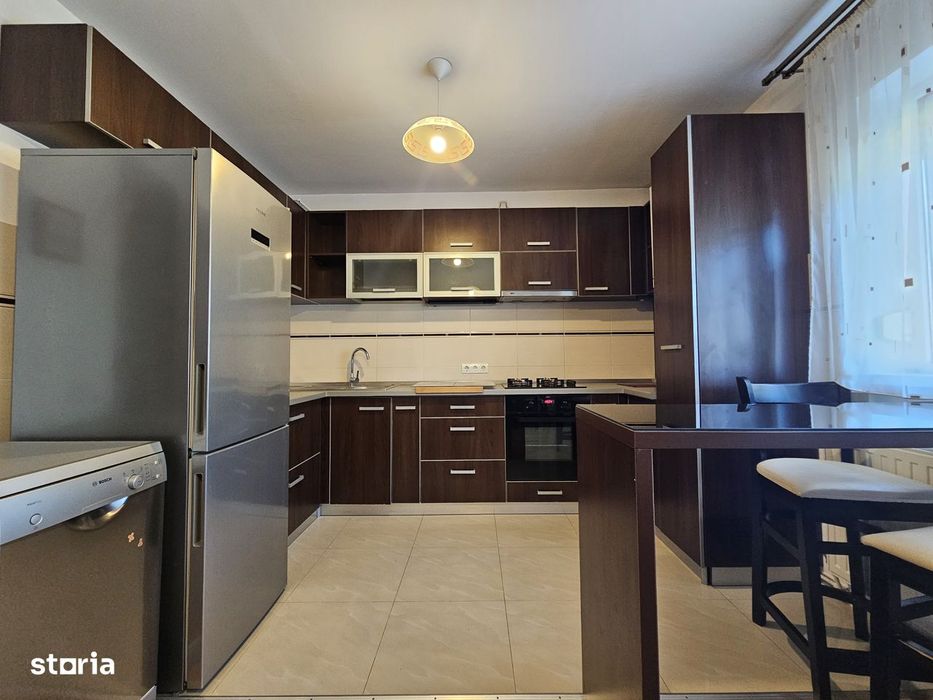 TRIPLEX MOBILAT 4 camere 2 bai+ garaj Turnisor reper Metro