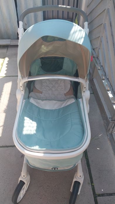 Детская коляска.