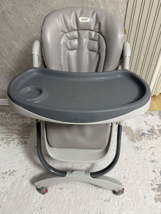 Продам стульчик для кормления