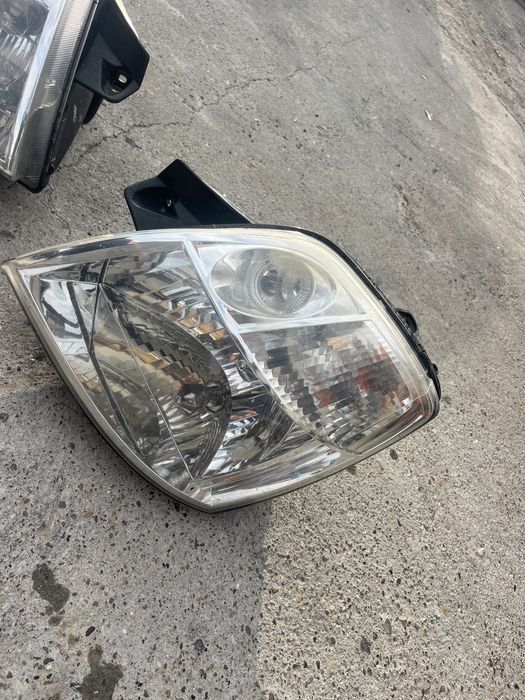 Фар Kia Picanto 2004-