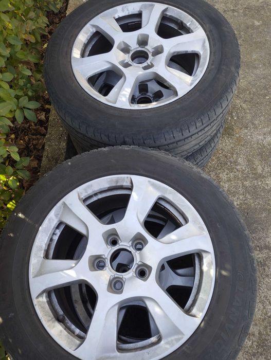 Гуми с джанти размер 225 65 на 16