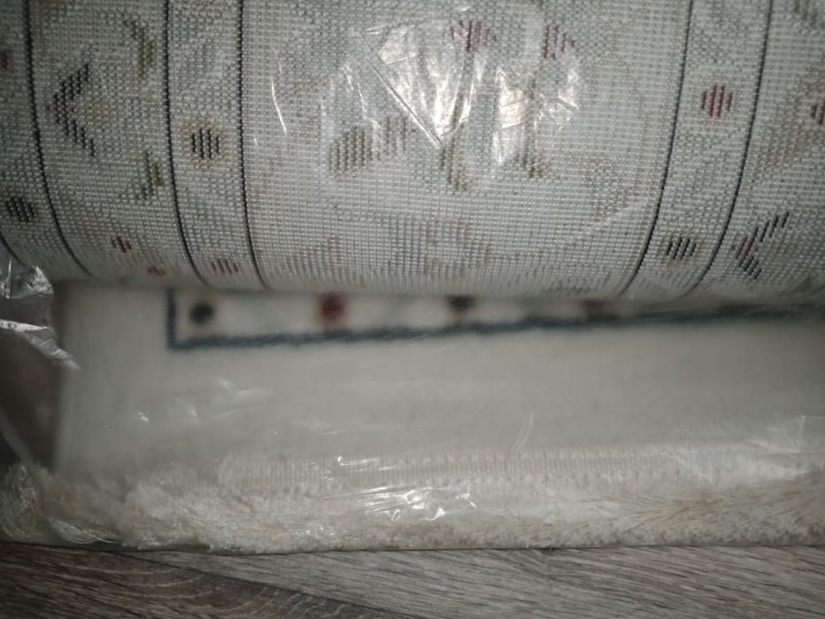 Продам ковер размер 2.5х3.5