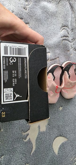 Сандалики на nike Jordan