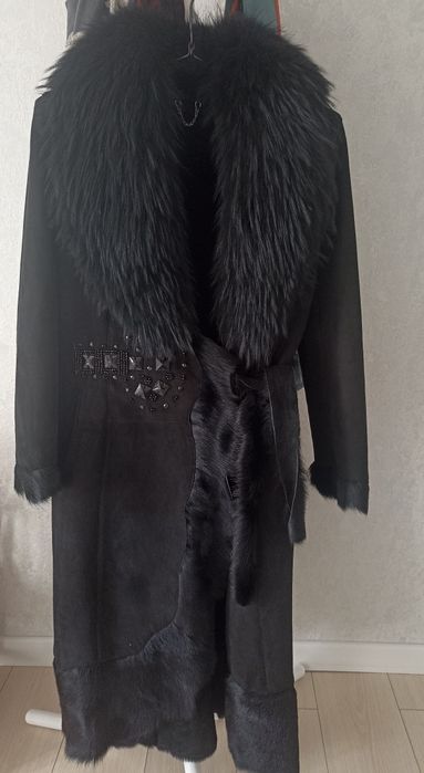 Продам женскую дубленку