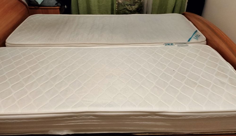 Продам спальную кровать