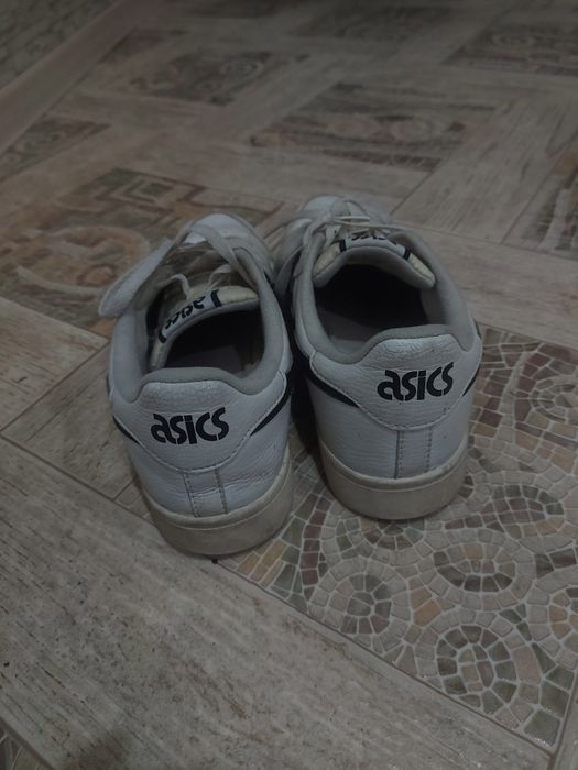 кроссовки белые asics japane s