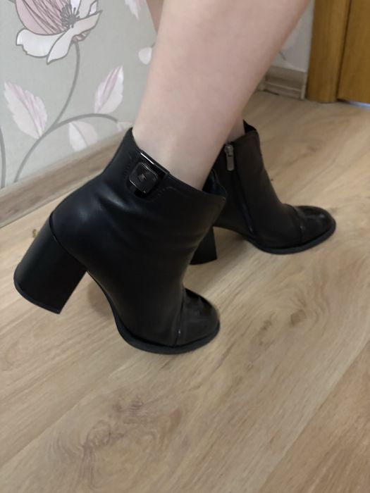 Ботильоны новые.