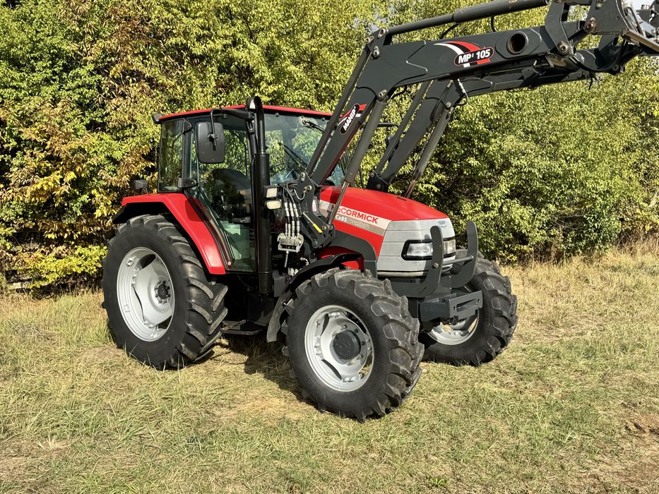 Tractor McCormick Cx 85  cu Încarcator Frontal  Manip