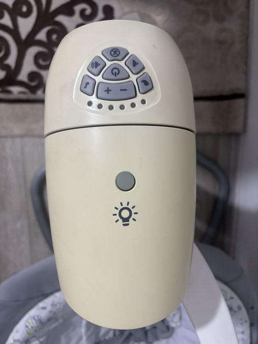 Шезлонг для новорожденных