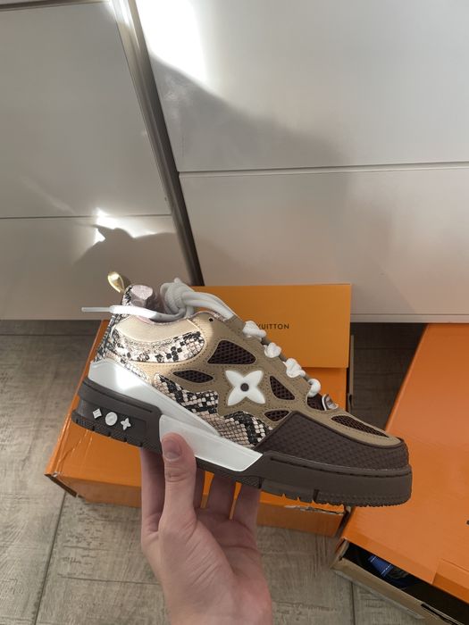 Adidasi lv piele de sarpe lousi vuitton