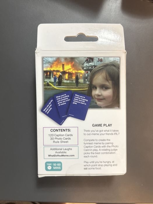 Настолна игра What do you meme