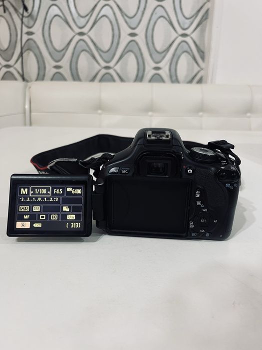 Canon 600d фотоаппарат