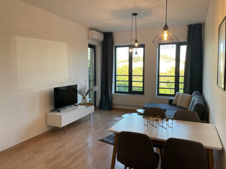 Дава се под наем Двустаен апартамент в Пловдив, Младежки Хълм - 62 кв.м за 525 € - Снимка #4