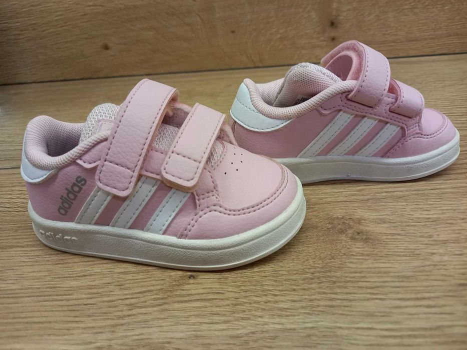 Детски обувки  Адидас