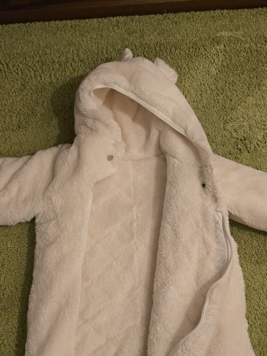 Комбинезон мишки. Очень красивый.