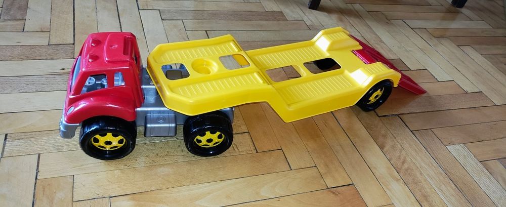 Детски играчки малко ползвани