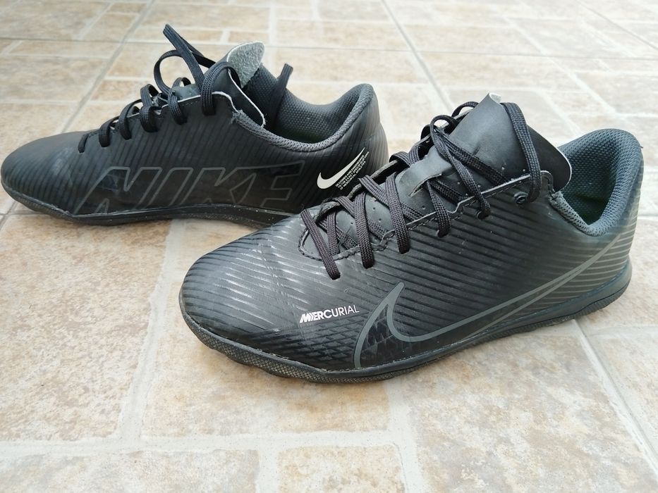 Футболни обувки - стоножки nike, номер 36