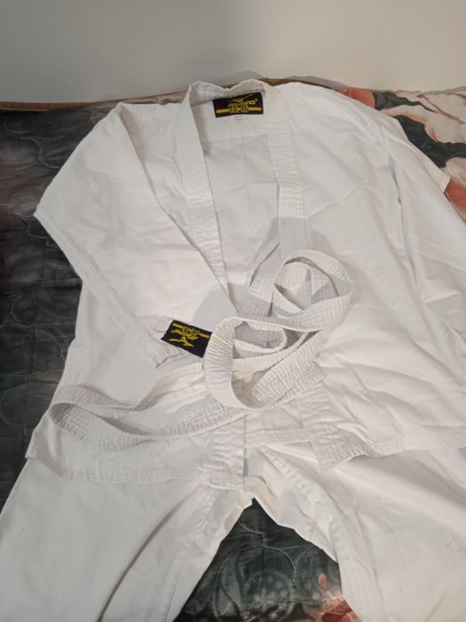 Продам кимоно для дзюдо