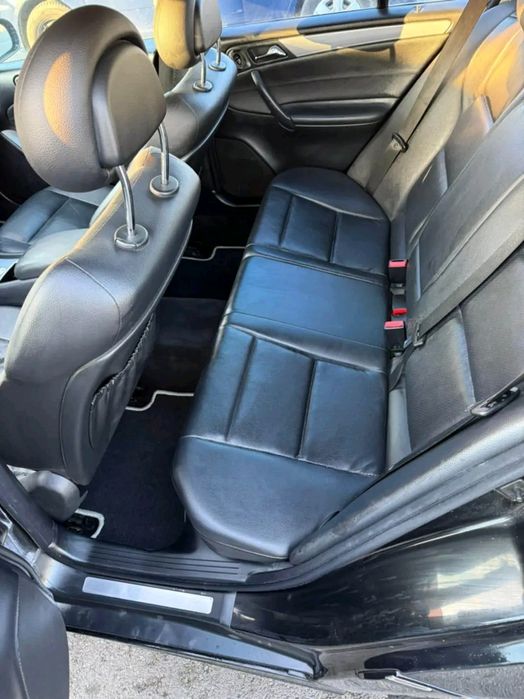 Mercedes C-klass W203