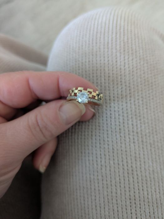 Inel din aur, model nou