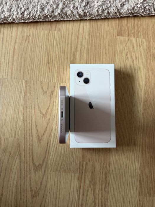 Iphone 13 Roz!Pret 1100 lei!