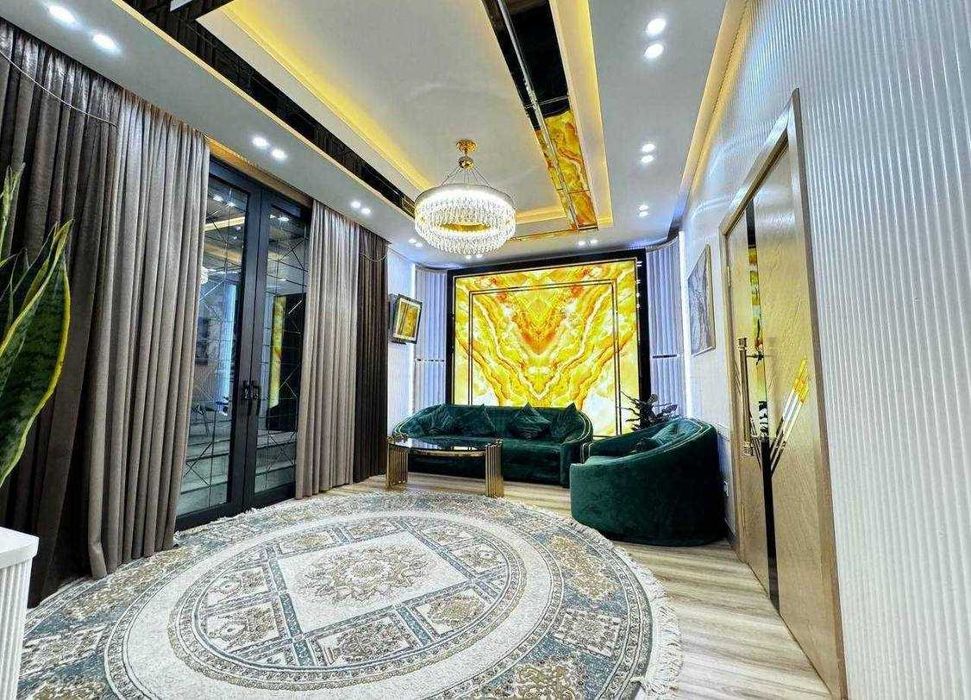 Сдается шикарная квартира с террасой ! Жк Янги Дархан !