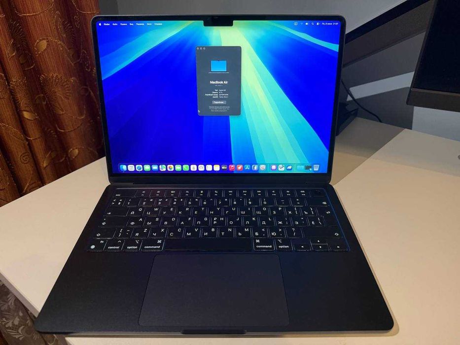 MacBook Air M2 8/256