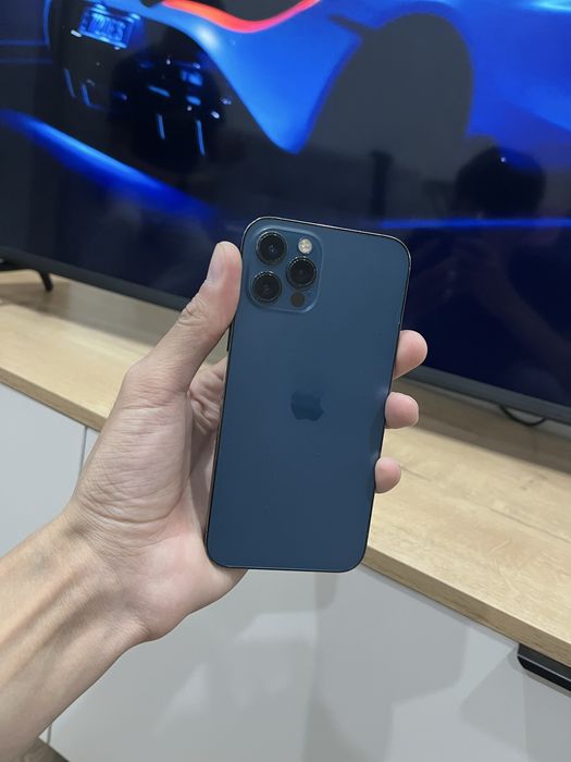 Продам Айфон 12 Pro 128gb