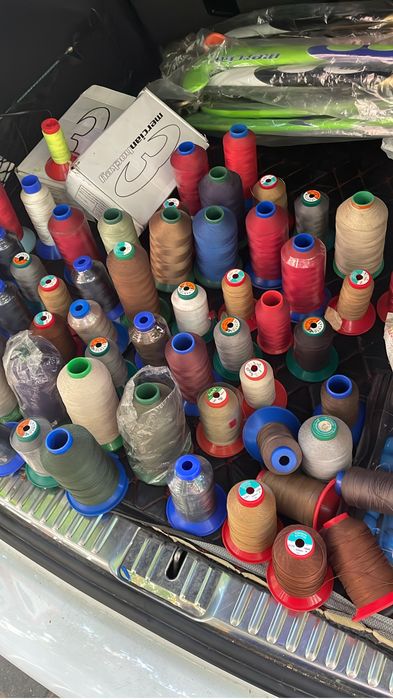 Vand mosoare  ata de cusut piele , materiale textile