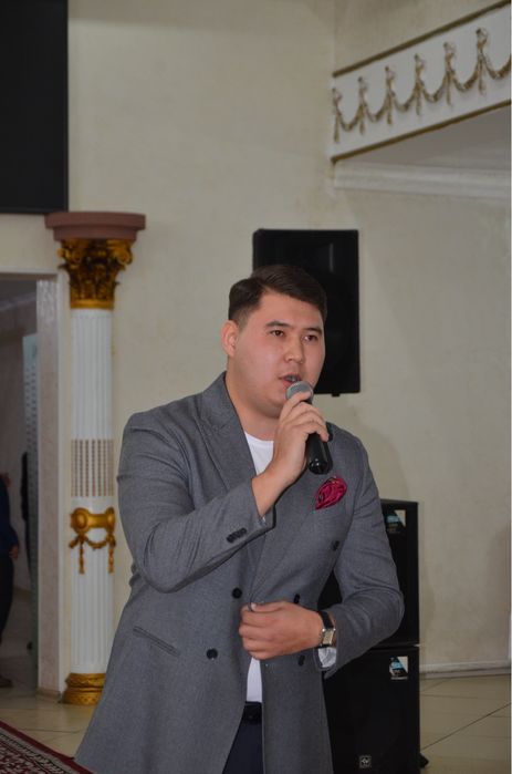 Ведущий шоумен тамада