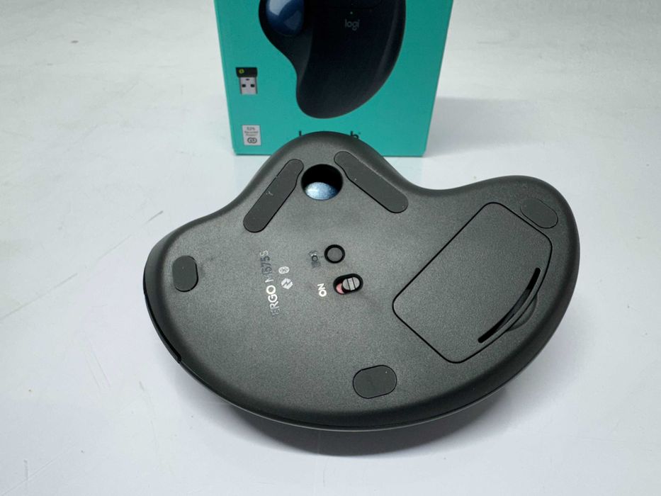 Мишка Logitech ERGO M575S