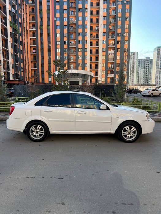 Lasetti 1.8 A/T 2010 vikup