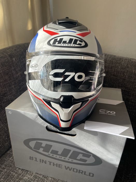 Каска HJC - C70 нова