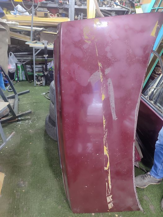 Продам капот, багажник,двери на Опель