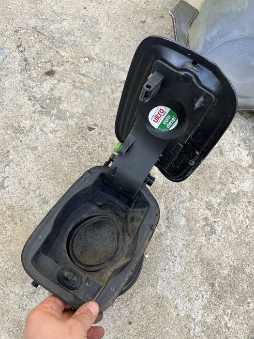 Капак резервоар БМВ Х5 Е70