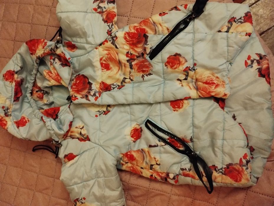 Детско яке с качулка за момиче, размер L .