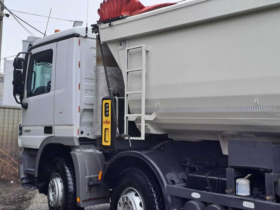Vând Mercedes Actros 8×4
