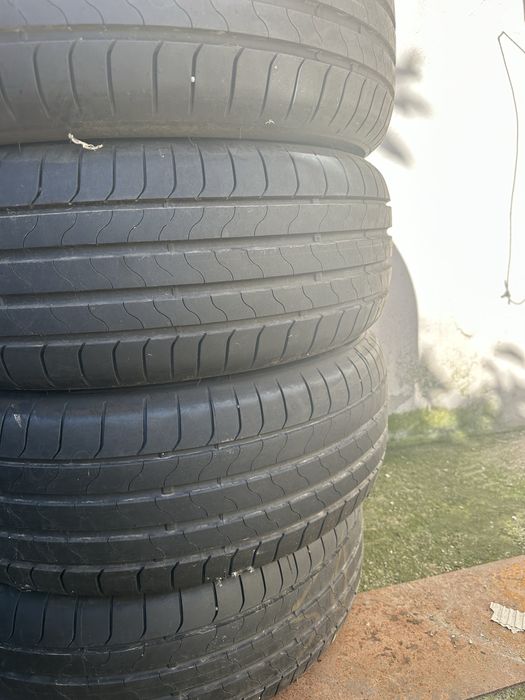 Anvelope /Cauciucuri vara  BRIDGESTONE225/50R19