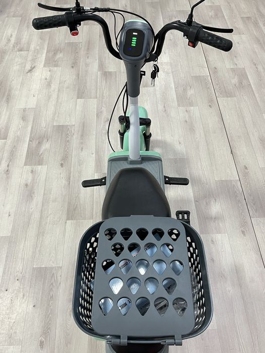 Скутер green новый