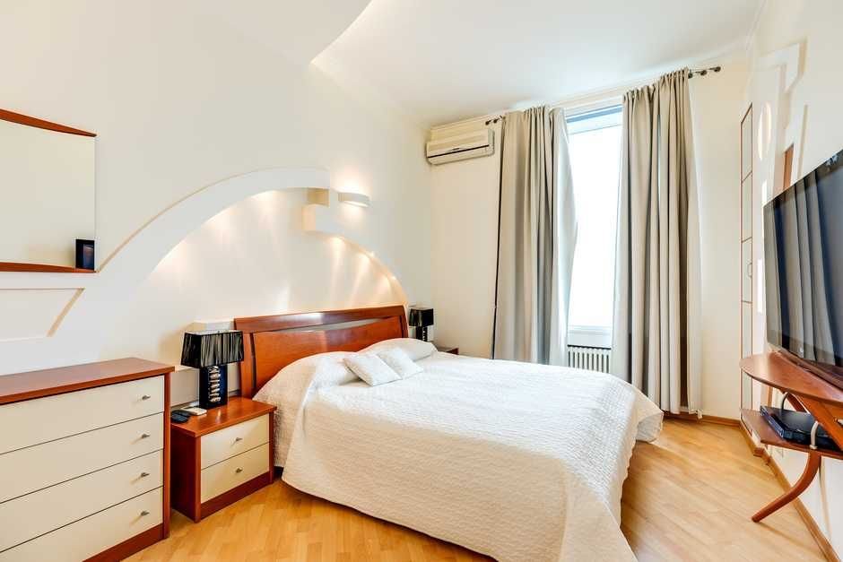 Сдам квартиру посуточно на Шахристанской .