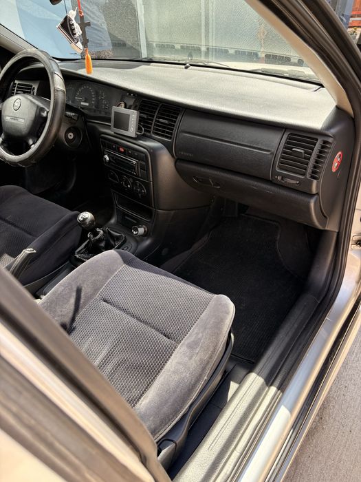 Vând Opel Vectra B an 2001