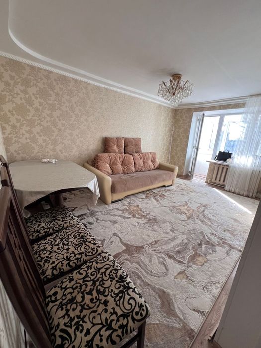 Продам трехкомнатную квартиру