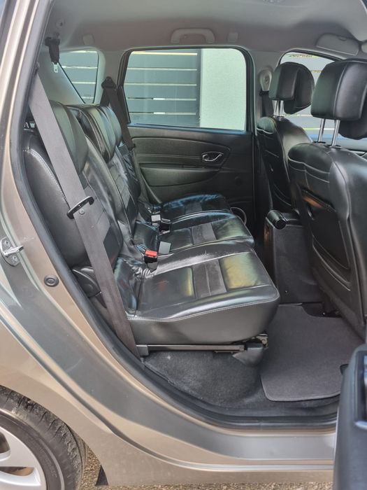 Vând Renault Scenic III Facelift Motor 1.6 DCi an 2012