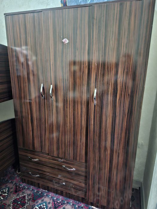 Detskiy kravat+shkaf