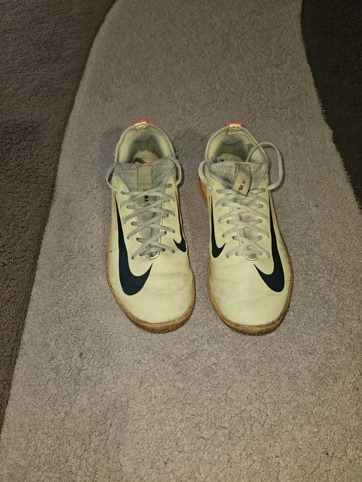 Ghete fotbal Nike , nr 36