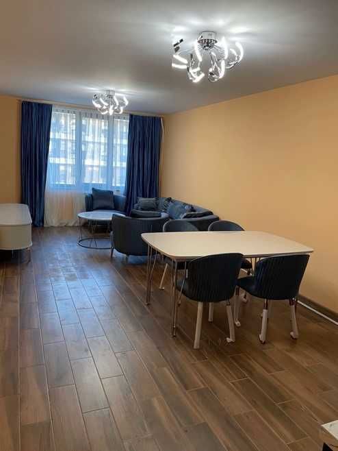 Дава се под наем Тристаен апартамент в София, Лагера - 100 кв.м за 820 € - Снимка #1