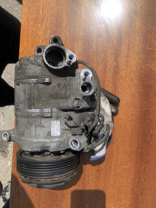 Компресор климатик БМВ Е9х Е8х 177коня